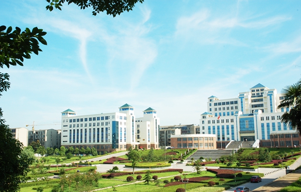 我校学子获第十四届全国大学生GIS应用技能大赛特等奖