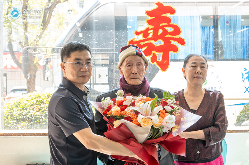 0aac5d1eae5a4d05a07dd66908fa0ff5.jpg 111.jpg