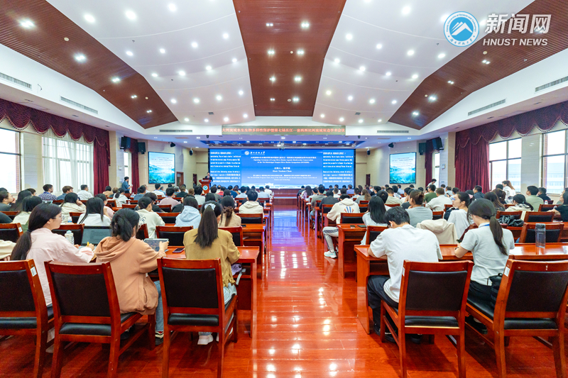cfe86626ca834ebe8f699e74b82bfa3a.jpg 13Z09739_副本.jpg