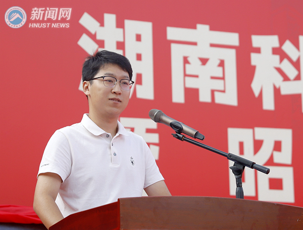 d4c53e1cb1b3450a83ad581a140e19b2.jpg