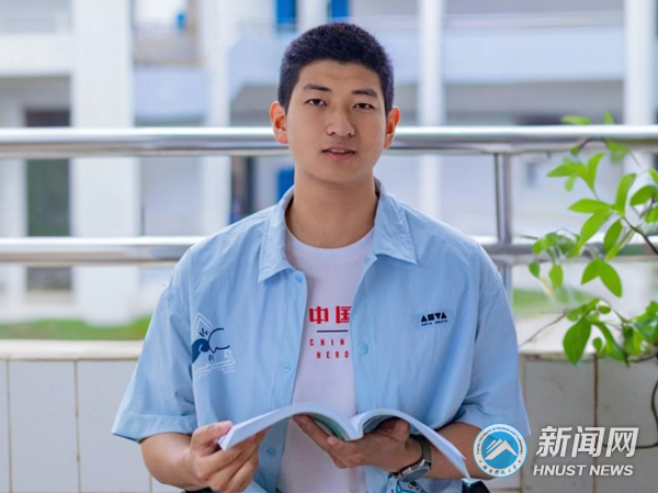 微信图片_20250315223429_副本.png