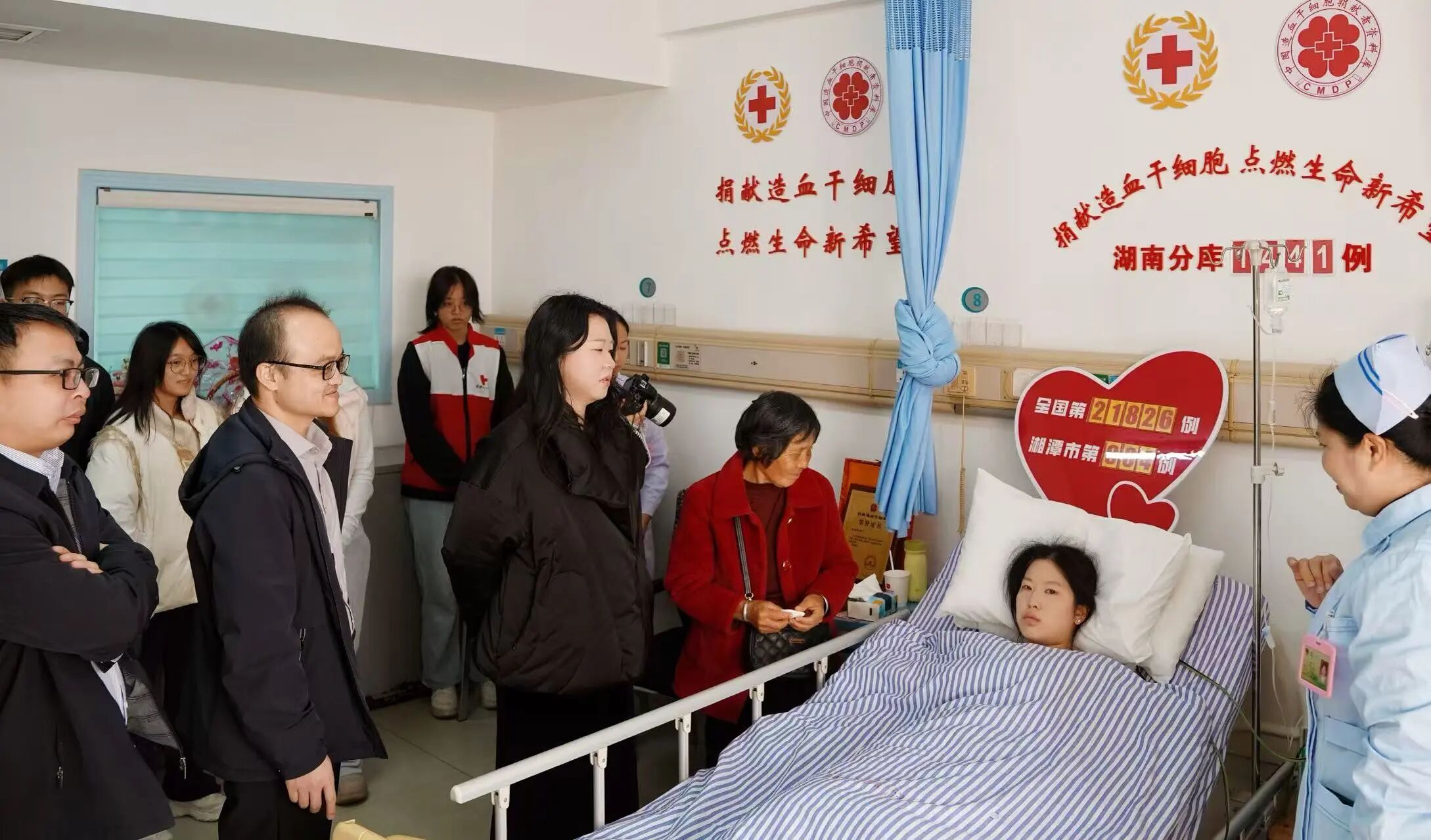 救人！是她唯一的念头