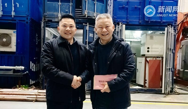 557743bcd49640ab86be8eaa33101528.jpg 557743bcd49640ab86be8eaa33101528.jpg